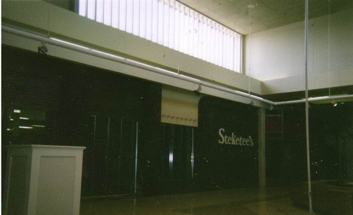 Maple Hill Mall (AKA Maple Hill Pavillion) - From Bob P (newer photo)